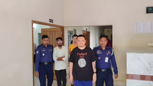 খাগড়াছড়িতে দুই চীনা নাগরিকসহ ৩ জন আটক