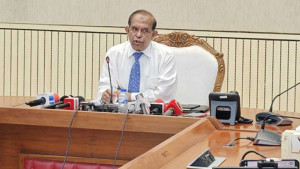 ‘জীবনের মূল্য হিসেবে নয়, তাৎক্ষণিক সাহায্য দেওয়া হয়েছে’