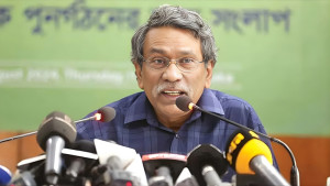 দেশে ফিরেছেন আলী রীয়াজ