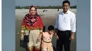 দুই সন্তানকে গলা কেটে হত্যার পর মায়ের আত্মহত্যা