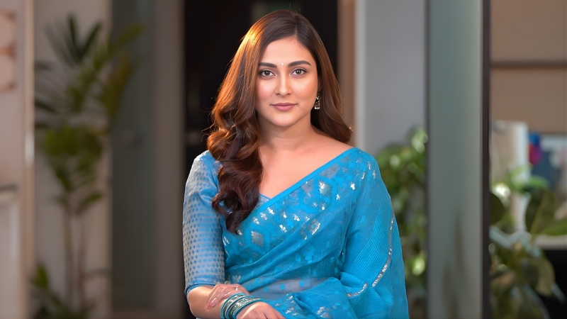 মেহজাবীনের বিরুদ্ধে গ্রেপ্তারি পরোয়ানা