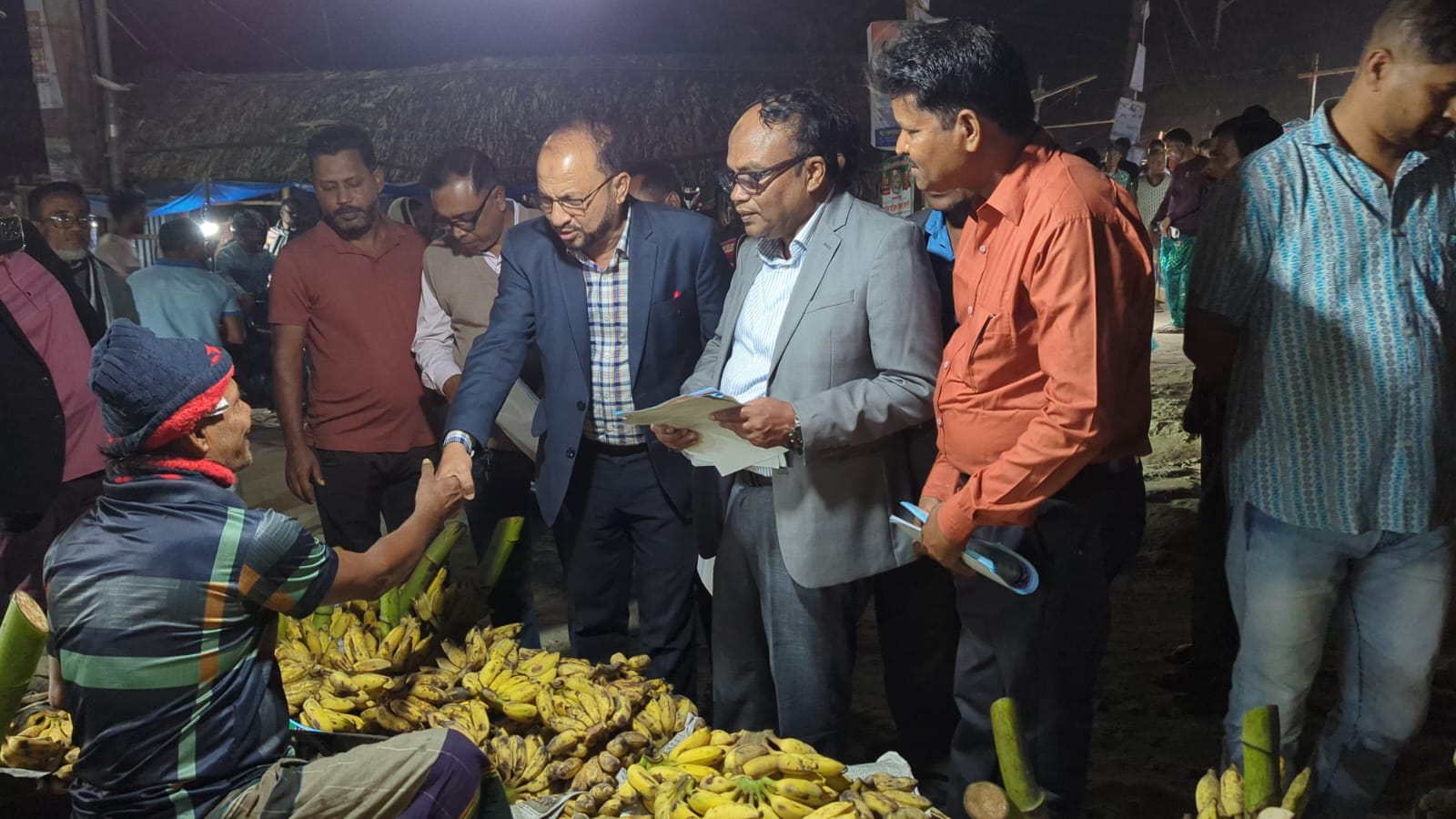 মোংলায় বিএনপির মনোনয়নপ্রত্যাশী জুলফিকার আলীর ব্যাপক প্রচারণা