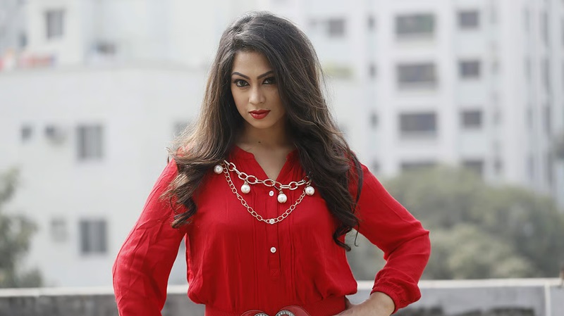 পপিকে আইনি নোটিশ