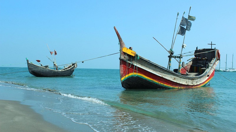 সেন্টমার্টিনের দ্বার খুললেও নেই পর্যটক