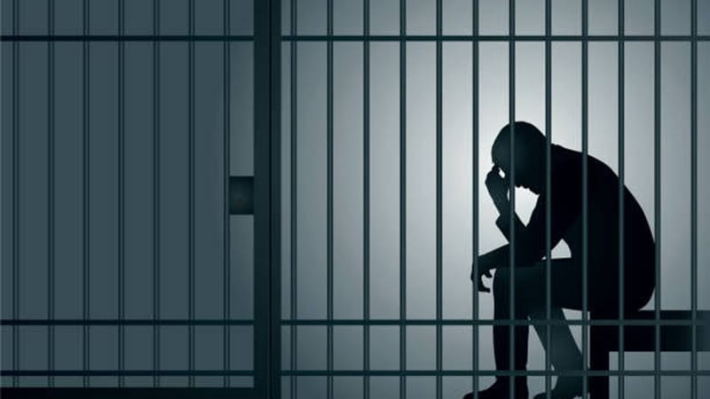 নামে মিল থাকায় ভুল আসামি কারাগারে!