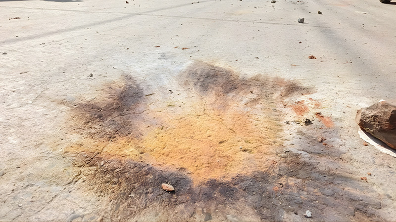 শাহবাগের ছবির হাটে ককটেল বিস্ফোরণ