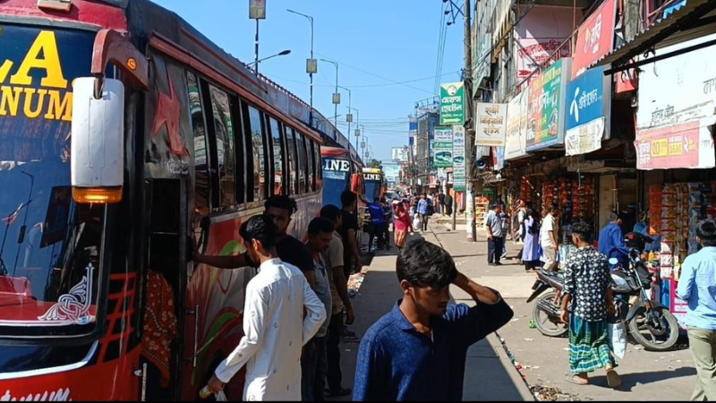 মহিপাল বাসস্ট্যান্ডে চাঁদা আদায়ের হিড়িক