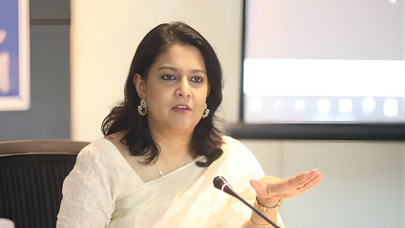 উপদেষ্টা রিজওয়ানার বাসার সামনে ককটেল বিস্ফোরণ