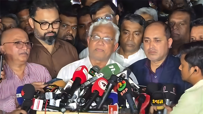 খালেদা জিয়ার সর্বশেষ অবস্থা জানালেন ডা. জাহিদ হোসেন