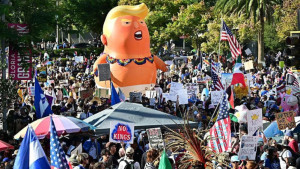 ট্রাম্পবিরোধী বিক্ষোভে ফুঁসছে যুক্তরাষ্ট্র, রাস্তায় লাখো মানুষ