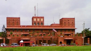 ঢাকার মার্কিন দূতাবাসে আত্মঘাতী হামলার আশঙ্কা, ফের সোয়াট মোতায়েন