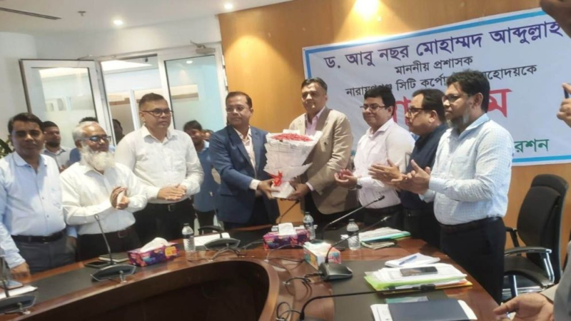 নাসিকের নতুন প্রশাসক প্রেস সচিবের ছোট ভাই