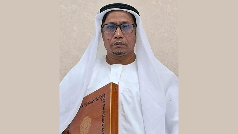 হিজাব নিয়ে ‘বিতর্কিত’ মন্তব্য: ‘ইসলামি লেবাসে’ ক্লাস নিয়ে রাবি শিক্ষকের প্রতিবাদ