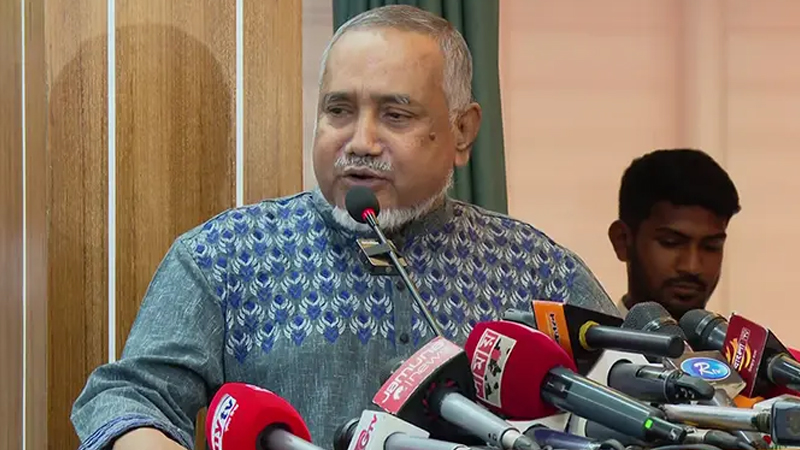 আজ রাতের মধ্যেই গণভোটের আদেশ জারি করতে হবে: তাহের