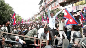 নেপালে সহিংসতায় নিহত বেড়ে ৭২, স্বাভাবিক হতে শুরু করেছে কাঠমান্ডু