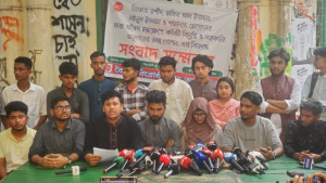 বৈষম্যবিরোধী নেতাদের বিরুদ্ধে কোটি টাকা লুটপাটের অভিযোগ