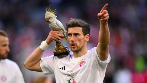 বায়ার্নের শিরোপা উদযাপনে ‘কাকাতুয়া-রহস্য’