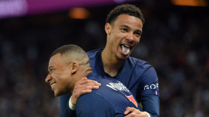 অ্যানফিল্ডে হতাশা, বিশ্বকাপে অনিশ্চয়তা