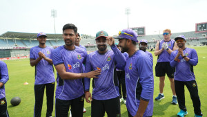 চট্টগ্রাম থেকেই পাকিস্তানের পথে মোস্তাফিজ, শেষ ম্যাচে থাকবেন তো?