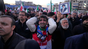 ইরানে হামলায় নিহত ৩৩০০ ছাড়াল, শিশু ৩৮৩