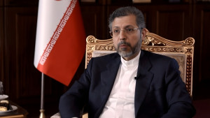 সাময়িক যুদ্ধবিরতি নয়, লেবানন থেকে লোহিত সাগর পর্যন্ত যুদ্ধ বন্ধের দাবি ইরানের