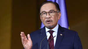 মালয়েশিয়ায় সরকারি চাকরিজীবীদের ‘ওয়ার্ক ফ্রম হোমের’ নির্দেশ