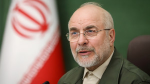 যুদ্ধে লড়তে সামরিক বাহিনীতে স্বেচ্ছায় নাম লিখিয়েছেন ‘৭০ লাখ ইরানি’