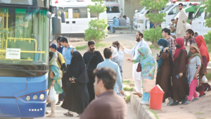 ইসলামাবাদে কাল থেকে গণপরিবহনে যাতায়াত ‘ফ্রি’