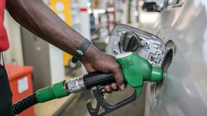 অপরিবর্তিতই থাকছে জ্বালানি তেলের দাম