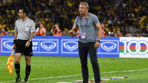 বাংলাদেশ ফুটবলের কোচ হতে আগ্রহী কে এই অ্যান্টোইন হে