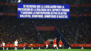 স্পেনে মুসলিমবিদ্বেষী স্লোগানে ফিফার কড়া নজর