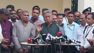 জ্বালানি তেলের দাম সমন্বয়ের সিদ্ধান্ত নেওয়া হতে পারে: অর্থমন্ত্রী