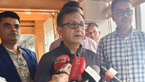 ভোজ্যতেল ব্যবসায়ীদের সঙ্গে বৈঠক শেষে বাণিজ্যমন্ত্রীর বার্তা