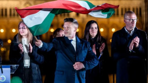 ১৬ বছর পর হাঙ্গেরির ক্ষমতা বদল