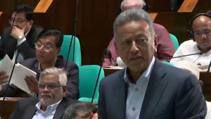 পাচার হওয়া সম্পদ ফেরাতে আইনি পদক্ষেপ চলছে: অর্থমন্ত্রী