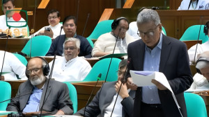 সংসদে বৈদেশিক মুদ্রার রিজার্ভের পরিমাণ জানালেন অর্থমন্ত্রী