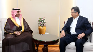 সৌদি অবস্থানরত রোহিঙ্গাদের নিয়ে স্বরাষ্ট্রমন্ত্রীর নির্দেশনা