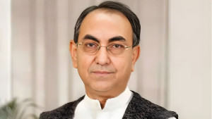 মির্জা আব্বাসের শারীরিক অবস্থার উন্নতি