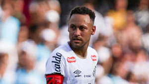 ‘মোটা’ বলায় কী জবাব দিলেন নেইমার