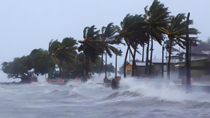 দুপুরের মধ্যে ৬০ কিমি বেগে ঝড়ের শঙ্কা