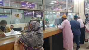 ব্যাংক লেনদেনের নতুন সময়সূচি জানাল সরকার