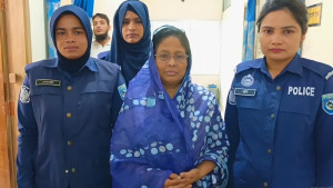 আওয়ামী লীগের সাবেক এমপি সফুরা বেগম রুমী গ্রেপ্তার