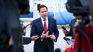 ন্যাটোর সঙ্গে সম্পর্ক ‘পুনর্মূল্যায়ন করবে’ যুক্তরাষ্ট্র