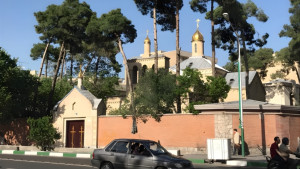 মার্কিন-ইসরায়েলি হামলায় ধর্মীয় উপাসনালয় ধ্বংসের নিন্দা ইরানের