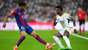 প্রতিদ্বন্দ্বিতা ভুলে ইয়ামালের পাশে ভিনিসিয়ুস