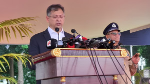 পুলিশ কোনো দল বা গোষ্ঠীর লাঠিয়াল বাহিনী নয়: স্বরাষ্ট্রমন্ত্রী