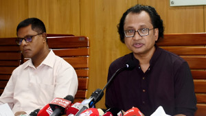 বাংলাদেশিদের জন্য মালয়েশিয়ার শ্রমবাজার কবে খুলছে, জানালেন প্রধানমন্ত্রীর তথ্য উপদেষ্টা