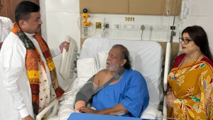 হাসপাতালে ভর্তি মিঠুন চক্রবর্তী