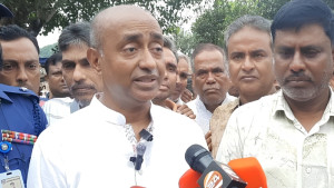 বাজার সিন্ডিকেট-মজুদদারির বিরুদ্ধে বিশেষ ক্ষমতা আইন প্রয়োগ করা হবে: আইনমন্ত্রী