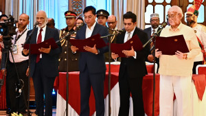 নতুন মন্ত্রী ও প্রতিমন্ত্রীদের দপ্তর বণ্টন ও রদবদল করে প্রজ্ঞাপন জারি
